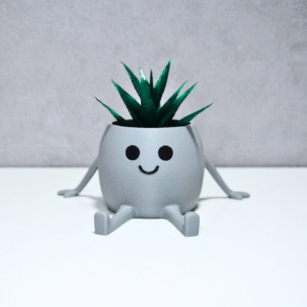 3D Oturan Mini Saksı - Açık Gri