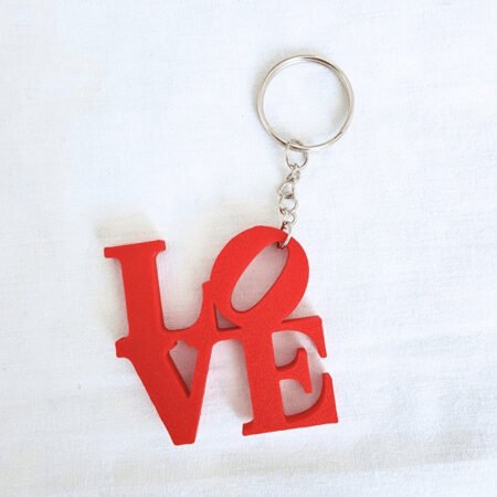 LOVE Yazılı Anahtarlık - Kırmızı