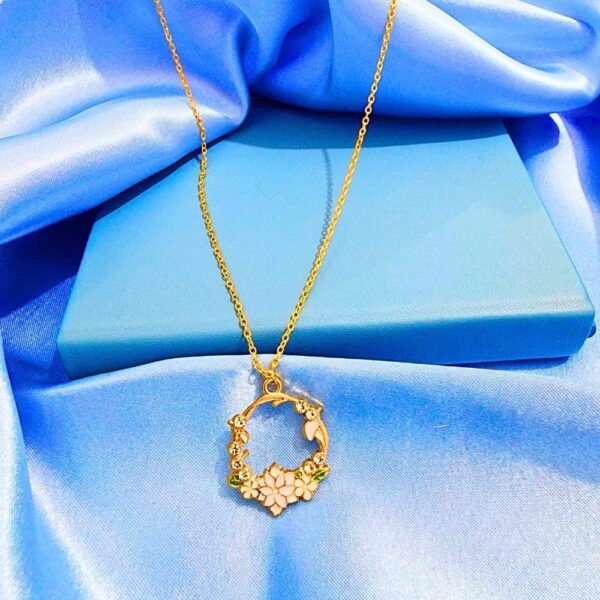 Pinterest Sanat Kolye - Yuvarlak pembe çiçek